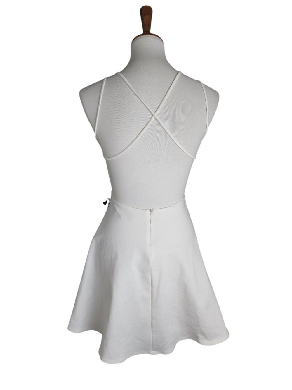 Lulu's Believe in Love White Backless Skater Dress Womens Small - Picture 4 of 8